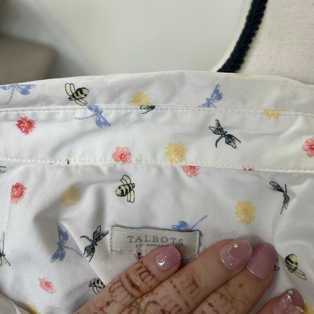 Talbots White BumbleBee Lady Bug Dragonfly Print Long Sleeve Button Down Shirt - Picture 6 of 8